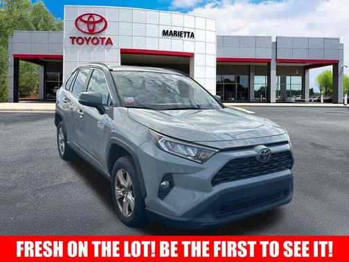 2020 Toyota RAV4 XLE