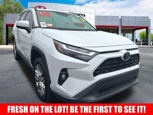 2023 Toyota RAV4 XLE Premium