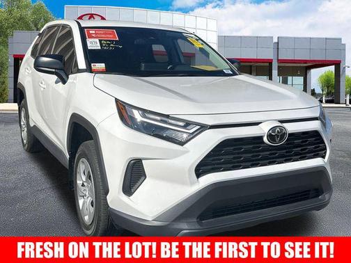 2024 Toyota RAV4 LE