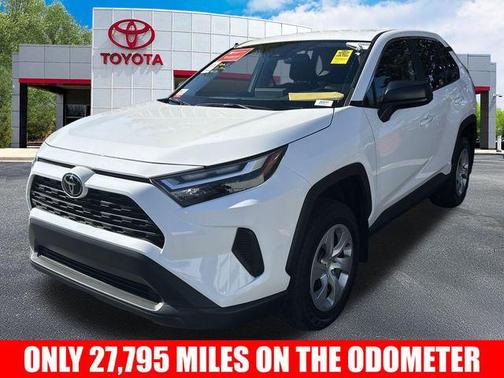 2024 Toyota RAV4 LE