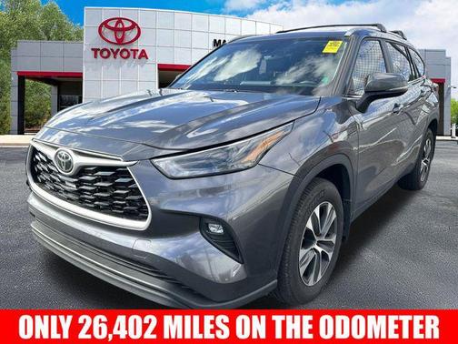 2024 Toyota Highlander XLE