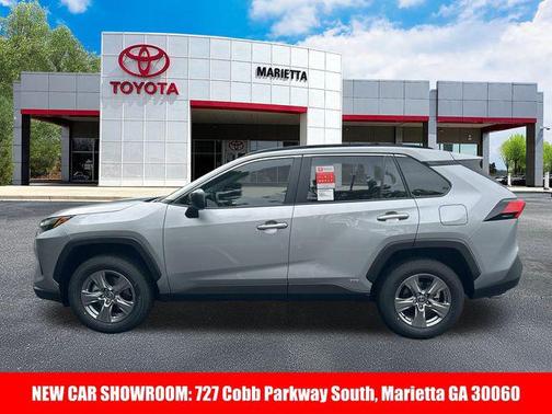 2025 Toyota RAV4 Hybrid LE