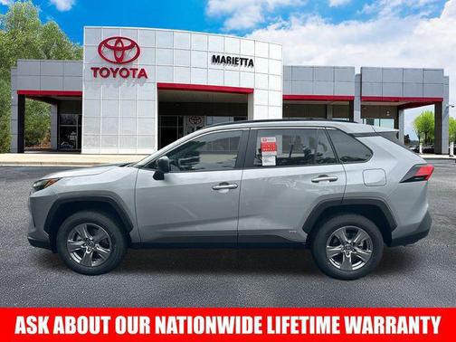 2025 Toyota RAV4 Hybrid LE