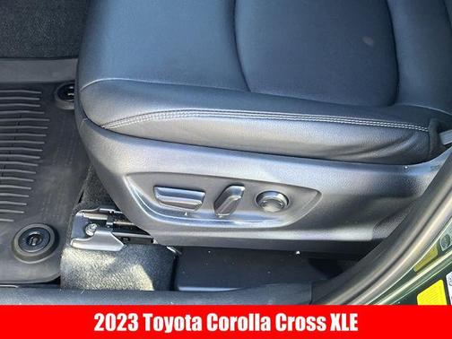 2023 Toyota Corolla Cross XLE