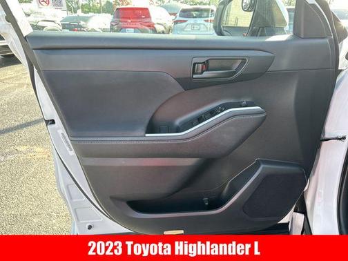 2023 Toyota Highlander L