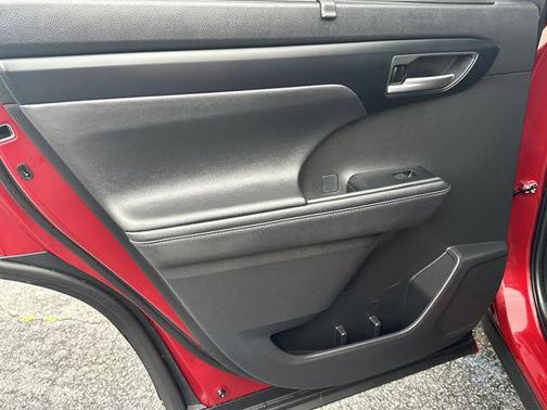 Ruby Flare Pearl 2023 Toyota Highlander XSE
