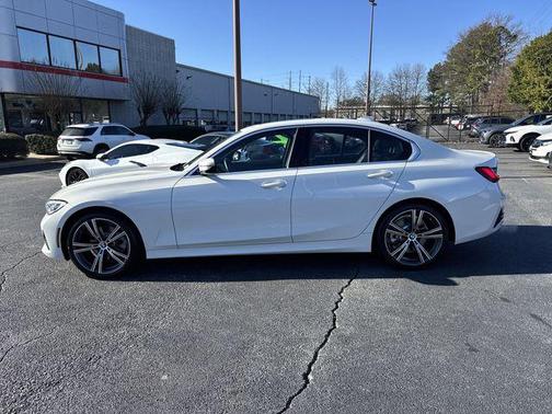 2021 BMW 330 330i