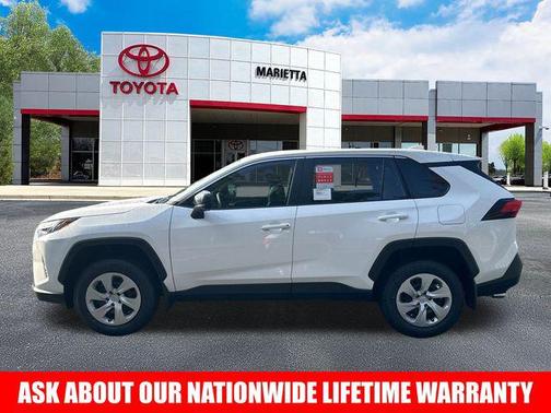 2025 Toyota RAV4 LE
