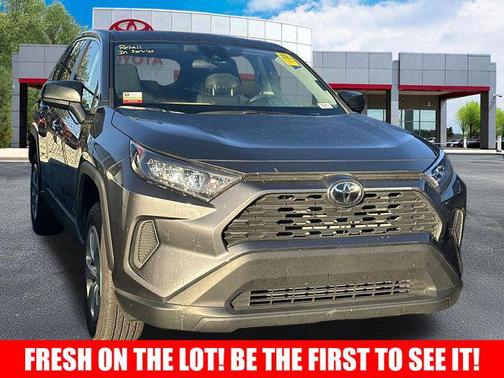 2022 Toyota RAV4 LE