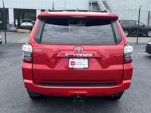 2022 Toyota 4Runner SR5