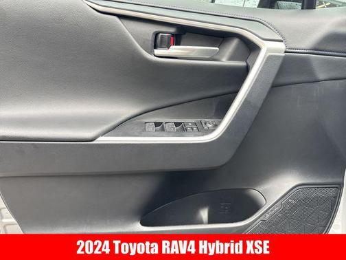 2024 Toyota RAV4 Hybrid SE