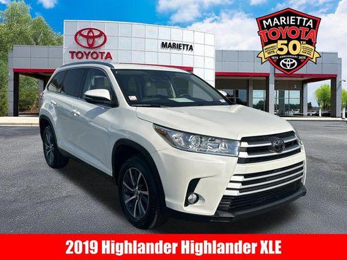 Blizzard Pearl 2019 Toyota Highlander XLE