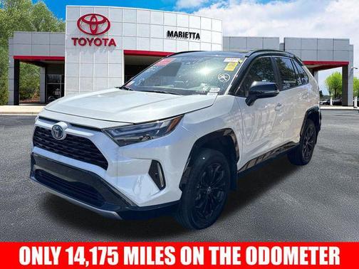 2024 Toyota RAV4 Hybrid SE