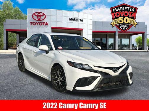 2022 Toyota Camry SE