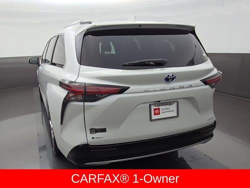 Wind Chill Pearl 2025 Toyota Sienna Limited