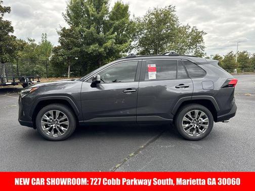 2025 Toyota RAV4 XLE Premium