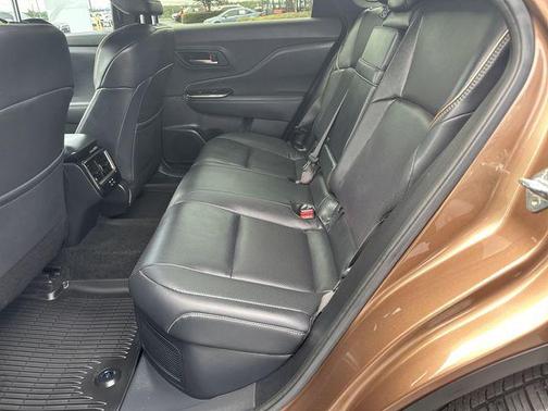 2025 Toyota Crown Signia XLE