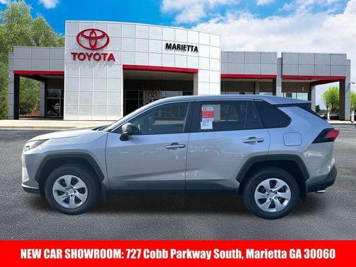 2025 Toyota RAV4 LE