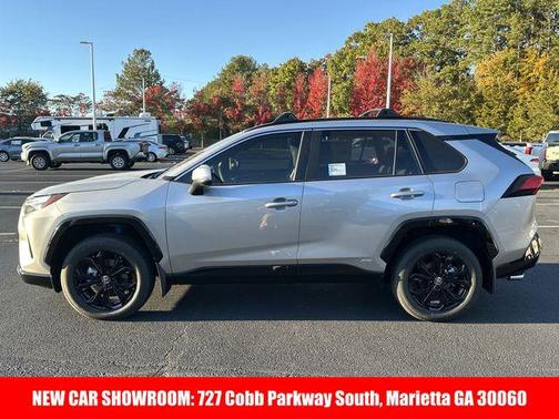 2025 Toyota RAV4 Hybrid SE