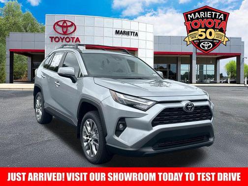 2025 Toyota RAV4 XLE Premium