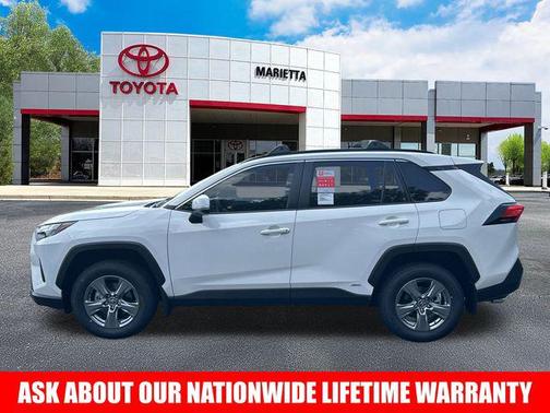 2025 Toyota RAV4 Hybrid LE