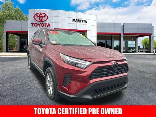 2022 Toyota RAV4 XLE