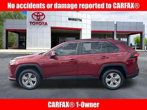 2022 Toyota RAV4 XLE