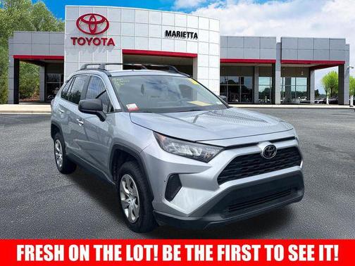 2019 Toyota RAV4 LE