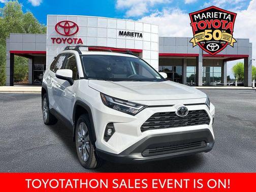 2025 Toyota RAV4 XLE Premium