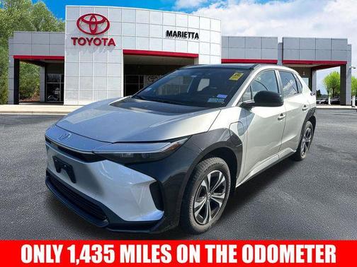 2025 Toyota bZ4X XLE