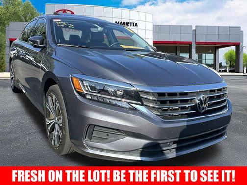 2020 Volkswagen Passat 2.0T SE