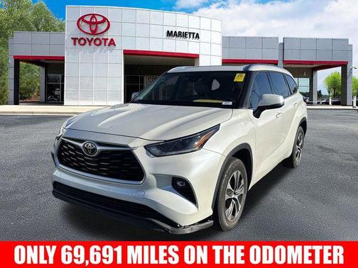 2021 Toyota Highlander XLE