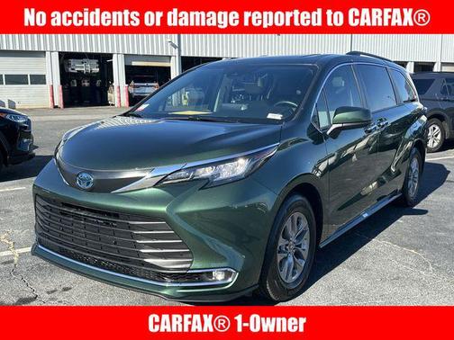 2022 Toyota Sienna XLE