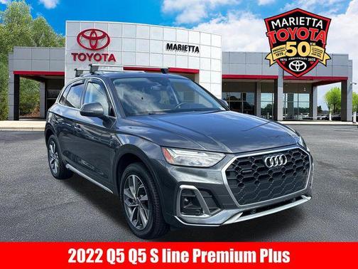 2022 Audi Q5 45 S line Premium Plus