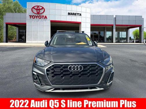 2022 Audi Q5 45 S line Premium Plus