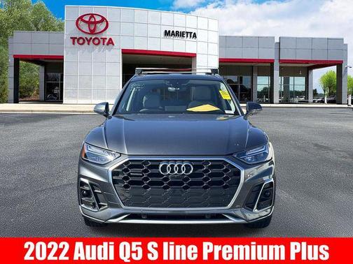 2022 Audi Q5 45 S line Premium Plus
