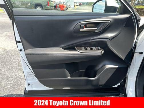 2024 Toyota Crown Limited