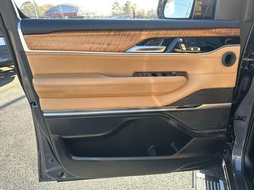 2022 Jeep Grand Wagoneer Series III 4x4