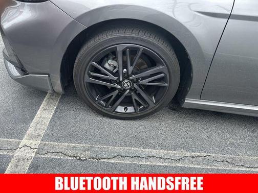Heavy Metal/Midnight Black Metallic 2025 Toyota Camry XSE