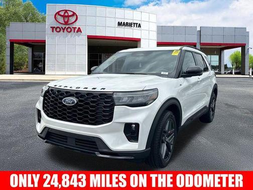 STAR WHITE MET TRI-COAT 2025 Ford Explorer ST-Line