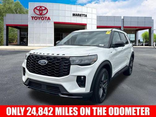 STAR WHITE MET TRI-COAT 2025 Ford Explorer ST-Line