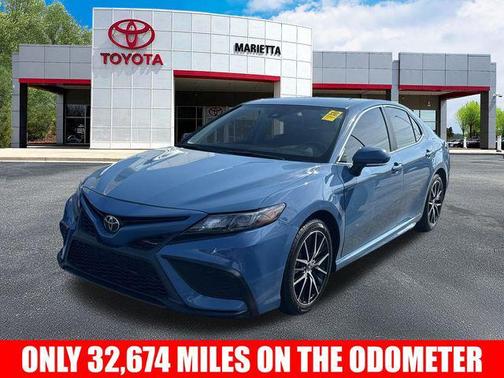 2023 Toyota Camry SE