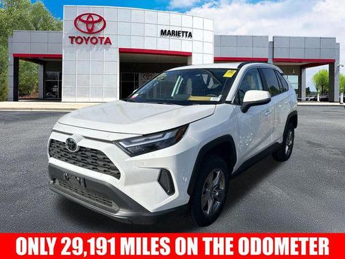 2024 Toyota RAV4 XLE