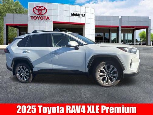 2025 Toyota RAV4 XLE Premium