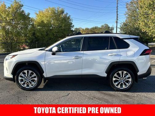 2025 Toyota RAV4 XLE Premium