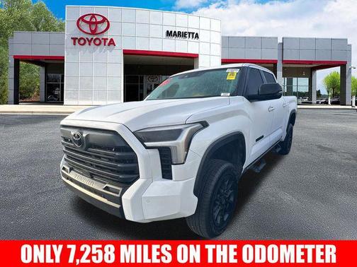 2025 Toyota Tundra SR5