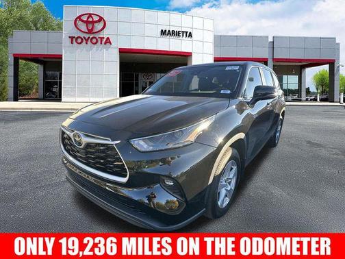 2024 Toyota Highlander LE