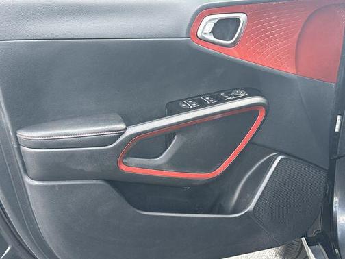 2025 Kia Soul GT-Line