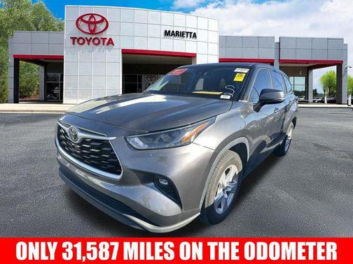 2023 Toyota Highlander LE