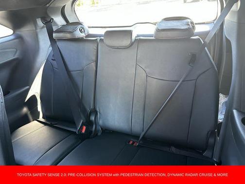 2025 Toyota Sienna XSE 7 Passenger